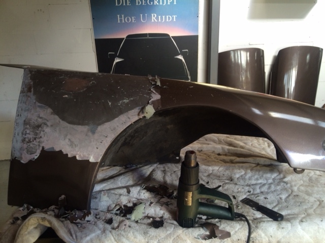 A front wing with heat gun